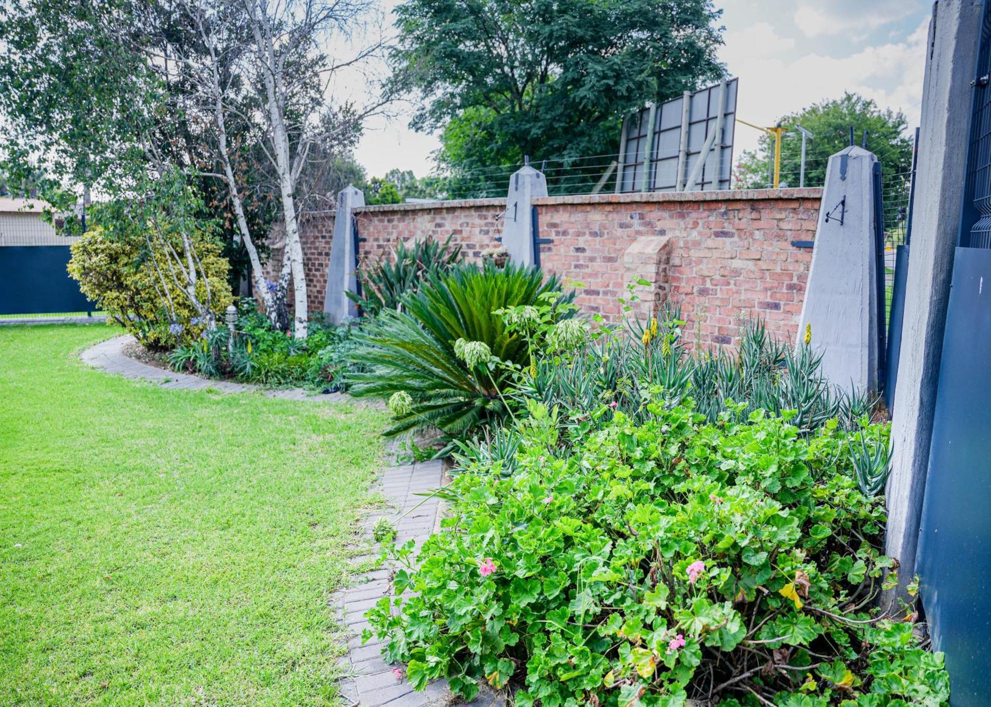 Sar Guesthouse Benoni Exterior photo