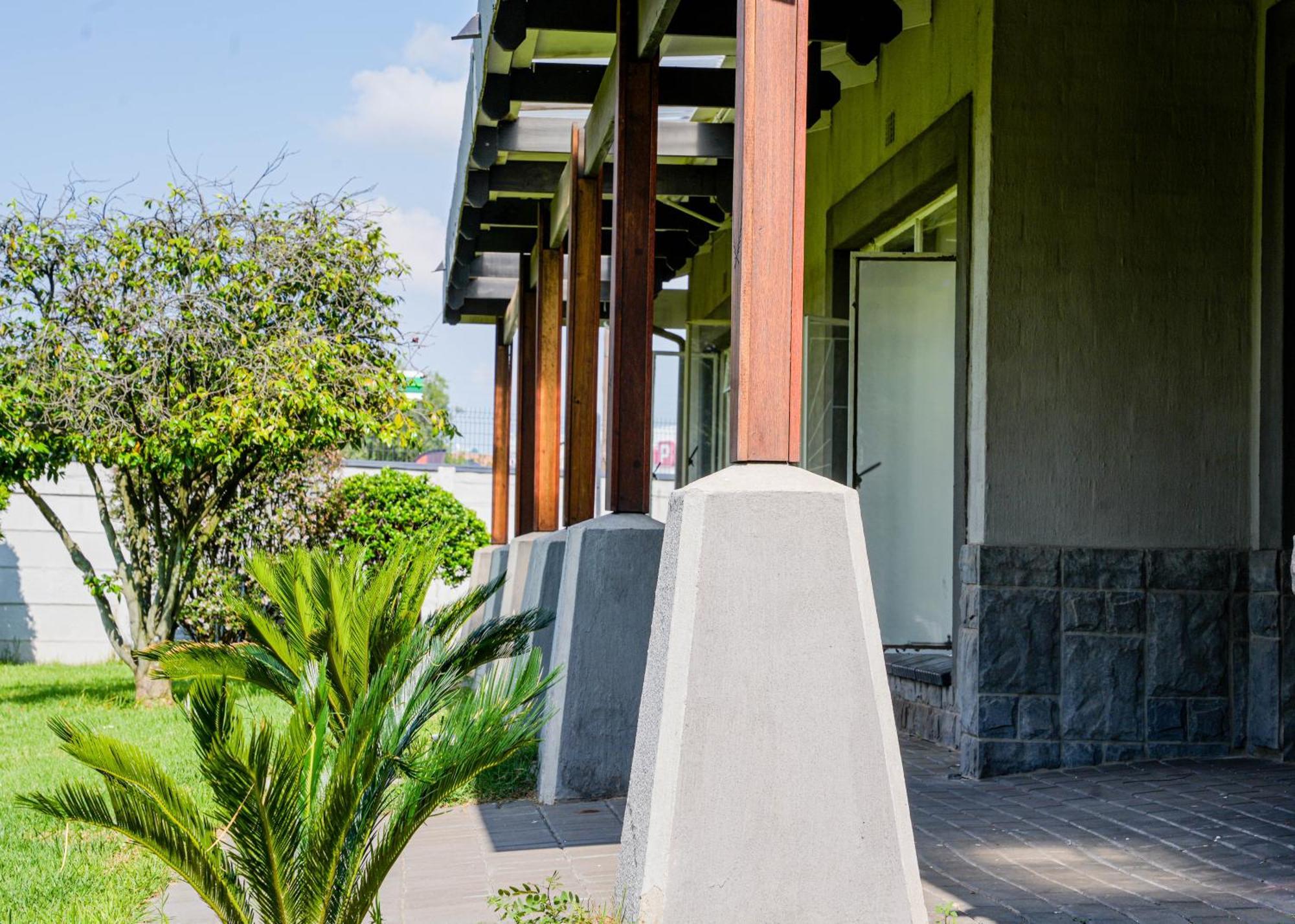 Sar Guesthouse Benoni Exterior photo